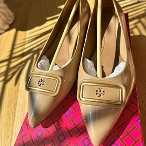 NIB $358 Tory Burch GEORGIA Perfect Almond POINTED TOE FLAT 9.